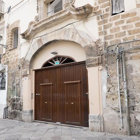 Charming House In The Historic Center Of Palermo Apartment Exterior photo